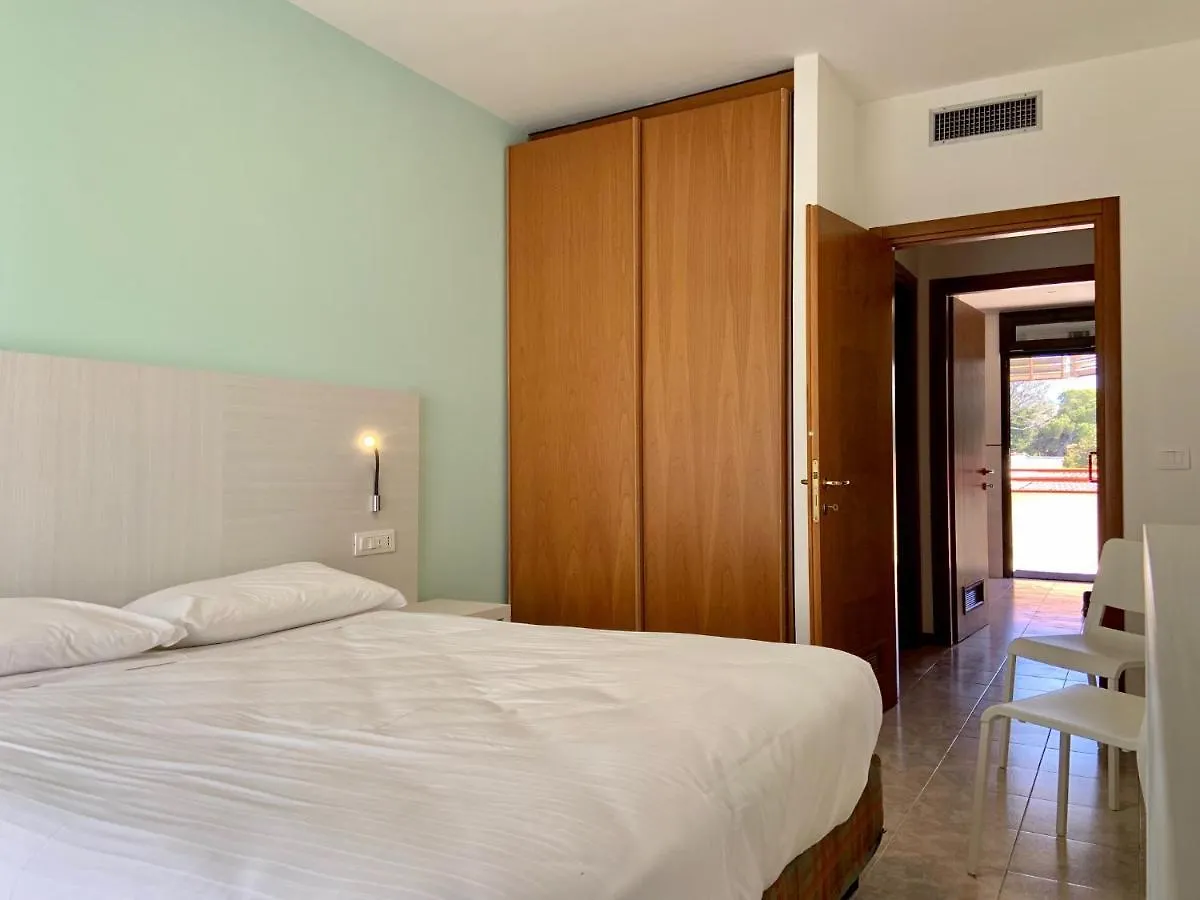 Suites Marilia Apartments Pool Side - Suite Livorno Holiday Home Group