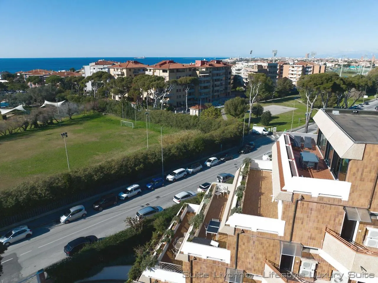 Suites Marilia Apartments Pool Side - Suite Livorno Holiday Home Group